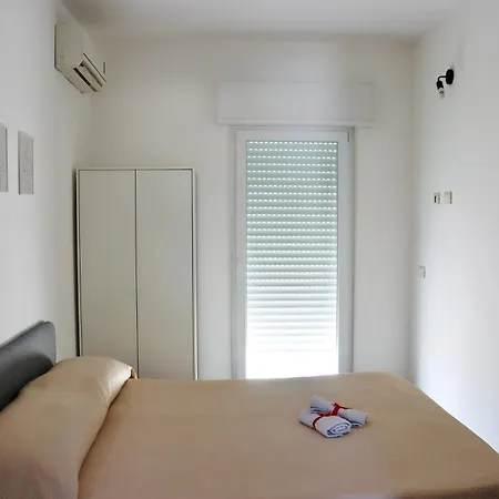 Apartment Almas Lizzano (Apulia)